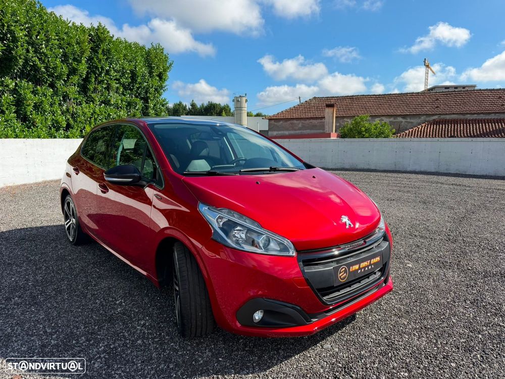 Peugeot 208 1.2 PureTech GT Line - 3
