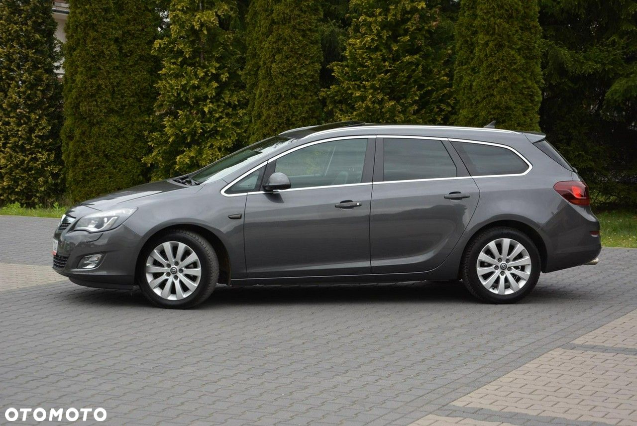 Opel Astra 1.6 Turbo Sports Tourer Innovation - 4