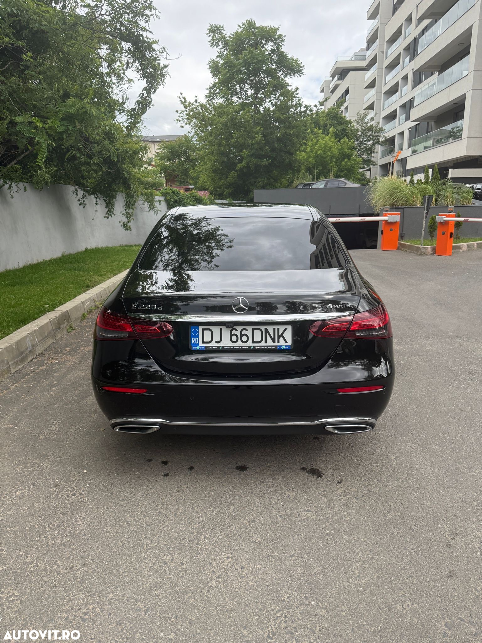 Mercedes-Benz E 220 d 4MATIC Aut. - 8