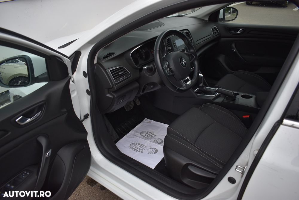 Renault Megane BLUE dCi EDC Intens - 16