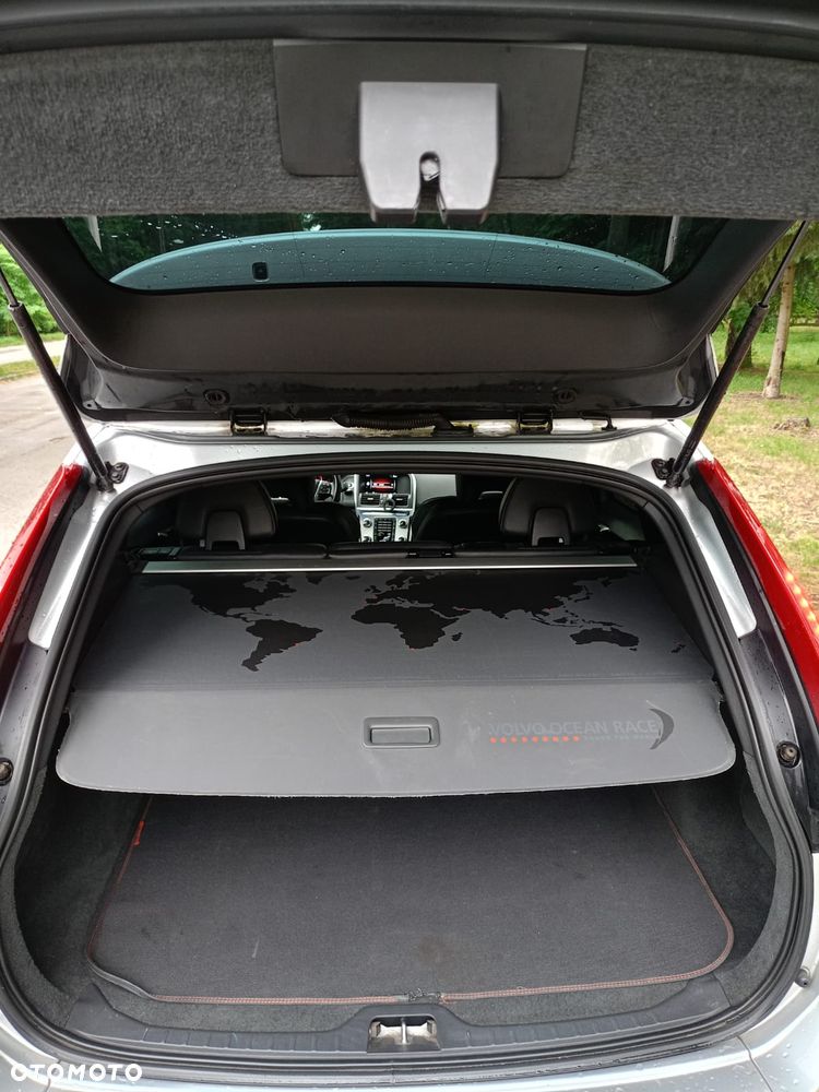 Volvo XC 60 D4 Drive-E Ocean Race - 7