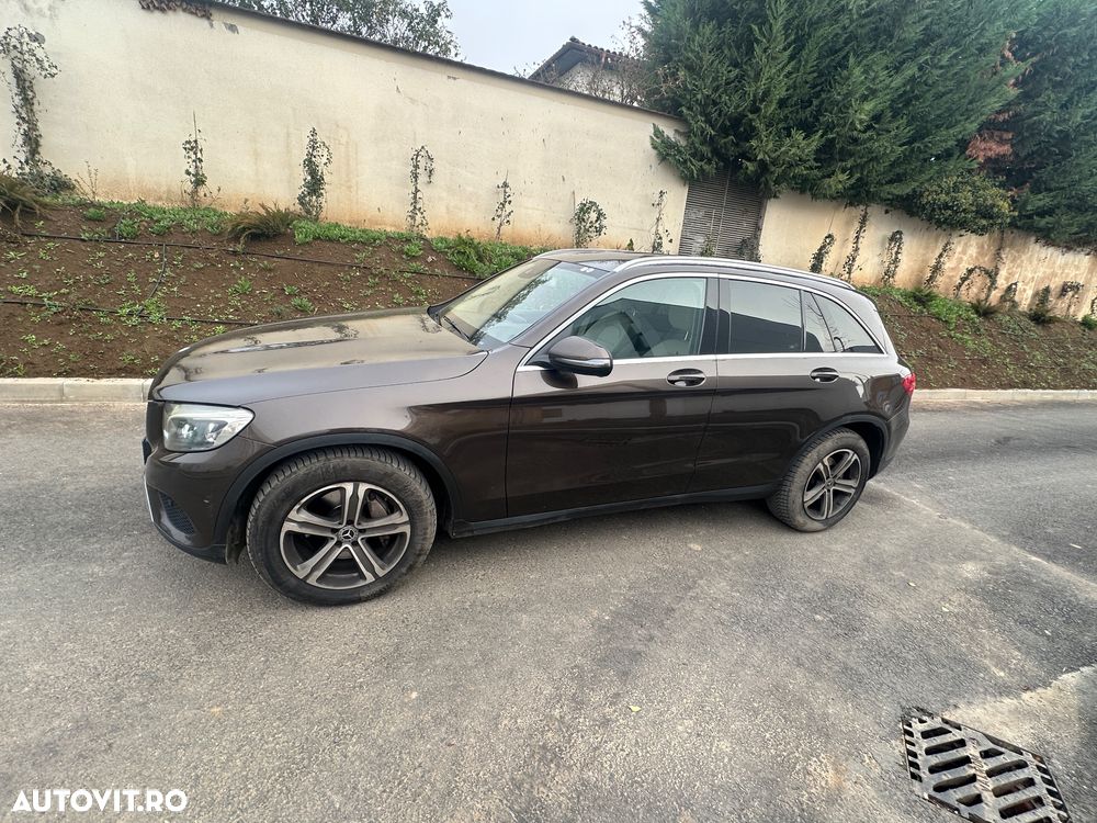 Mercedes-Benz GLC 220 d 4MATIC - 9