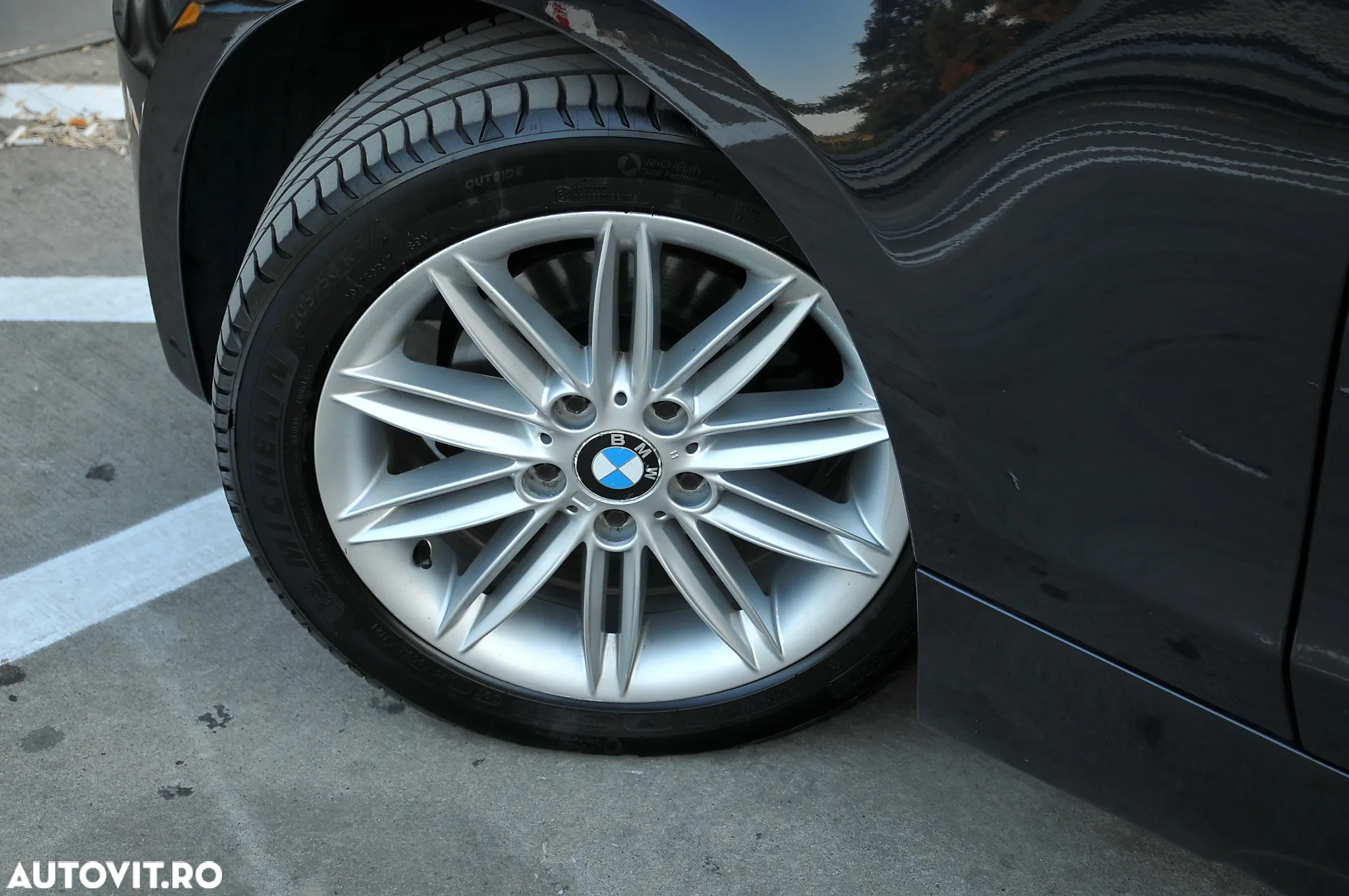 BMW Seria 1 120d - 31