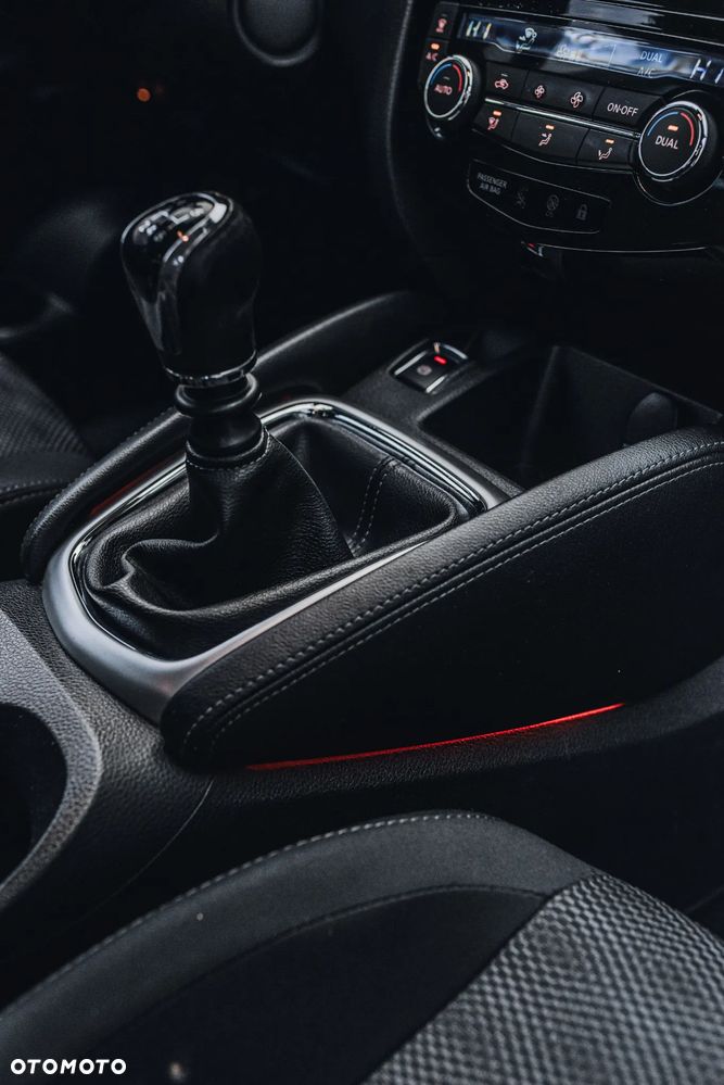 Nissan Qashqai 1.6 DIG-T 360 - 25