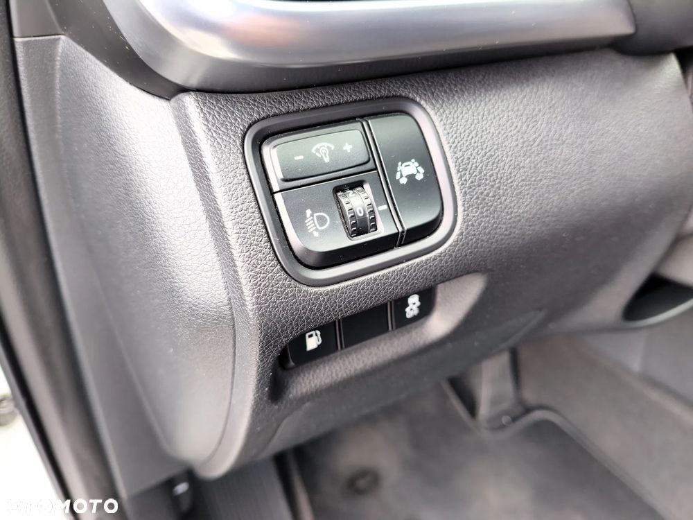 Kia Optima Sportagon 2.0 CVVL Vision - 25