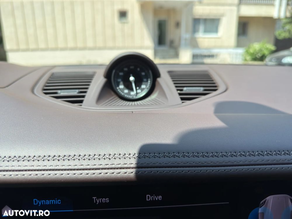 Porsche Panamera 4 - 37