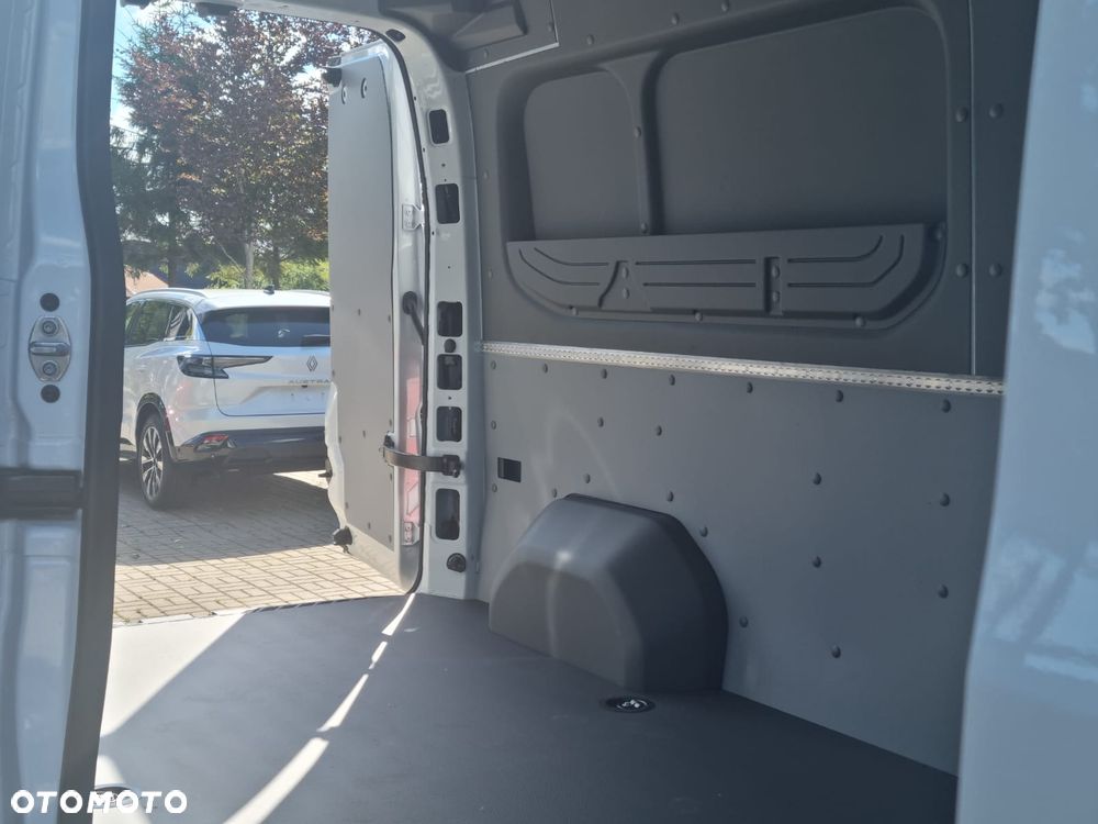 Renault Master - 6