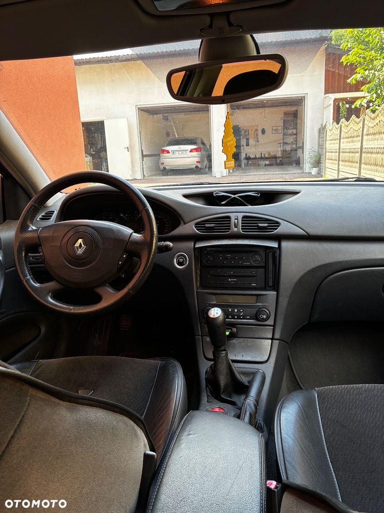 Renault Laguna 2.0 16V Fascination - 6
