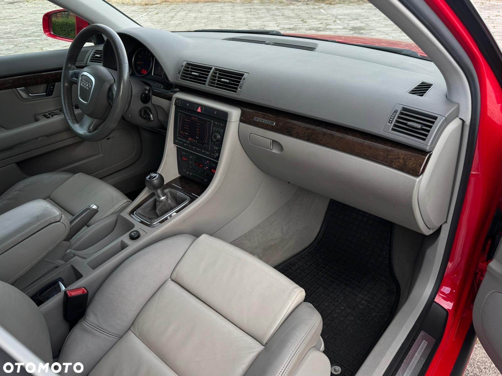 Audi A4 2.0 DTM T FSI Quattro - 9