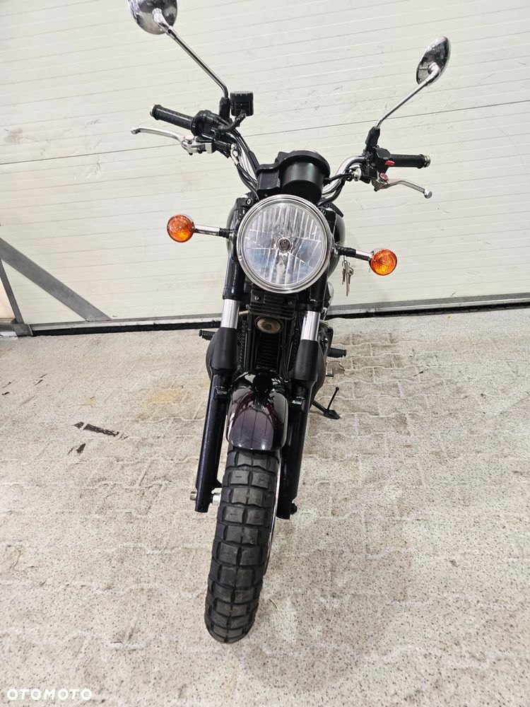 Triumph Bonneville - 14