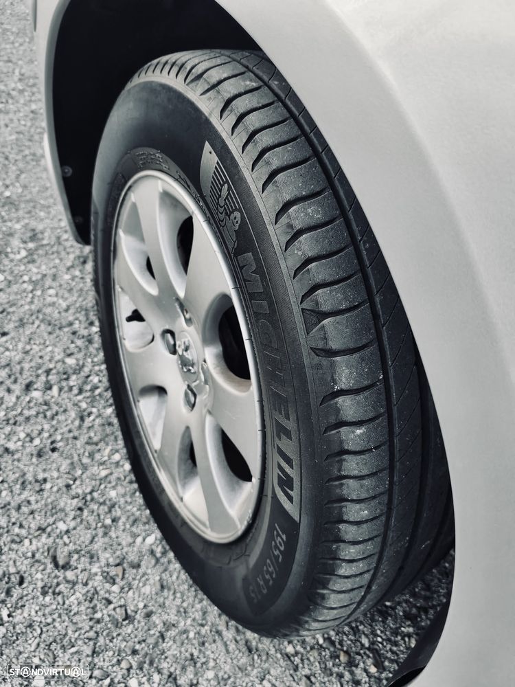 Peugeot 307 1.4 16V XS Premium - 15