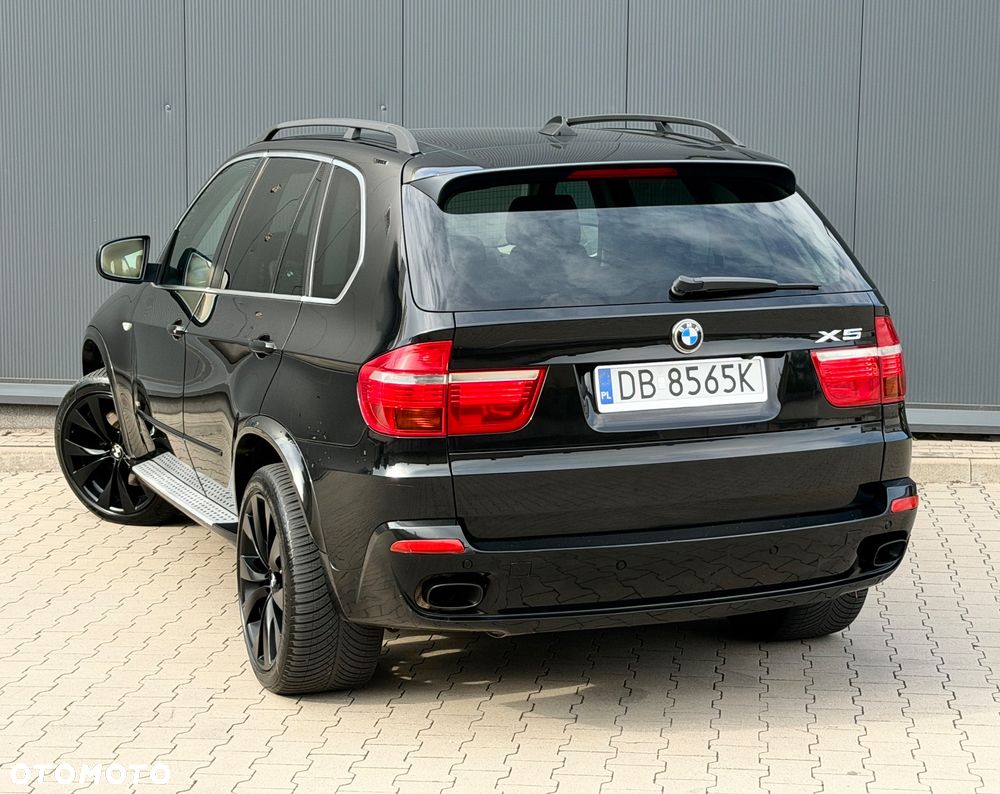 BMW X5 xDrive48i - 6