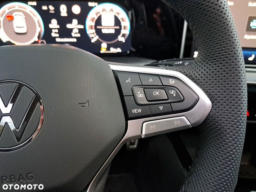 Volkswagen Golf 1.5 eTSI mHEV R-Line Plus DSG - 21