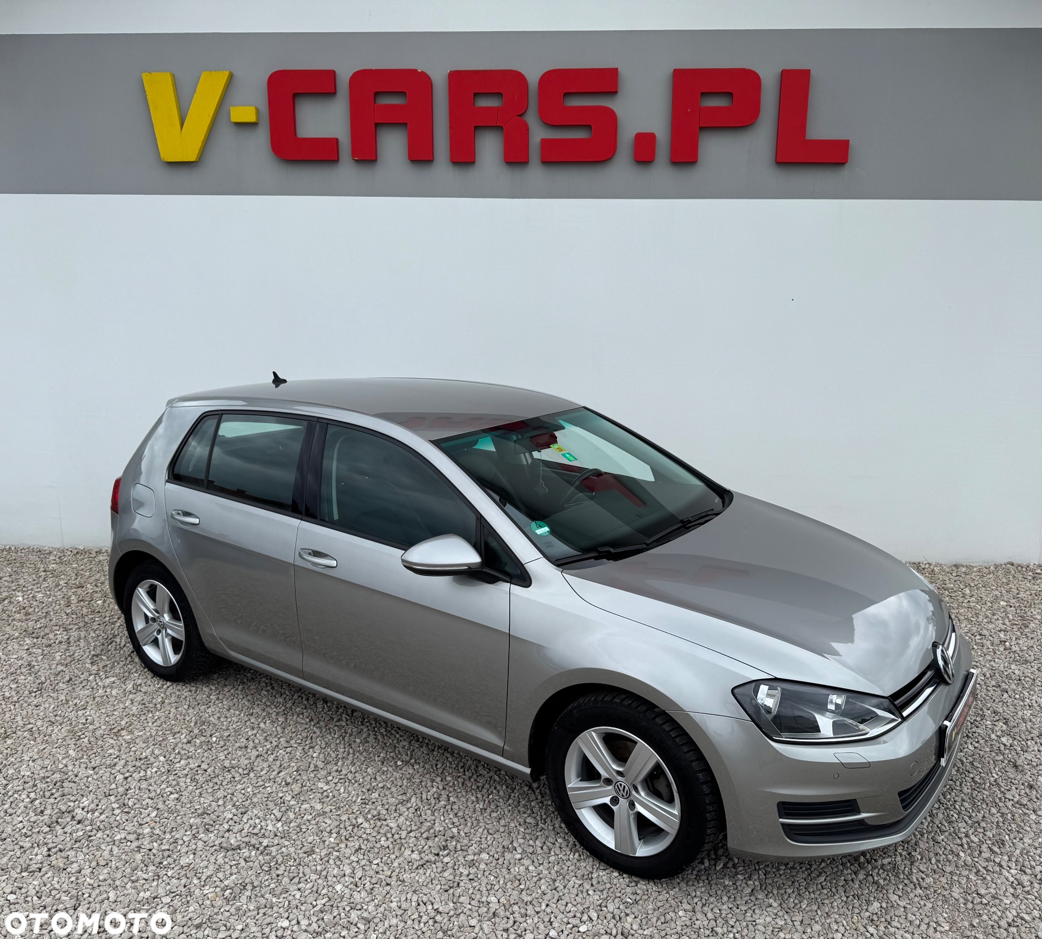 Volkswagen Golf 2.0 BlueTDI Highline - 2