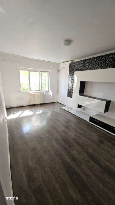 Apartament cu 3 camere, 57 mp, zona Tiglina 3 — fotografia 1