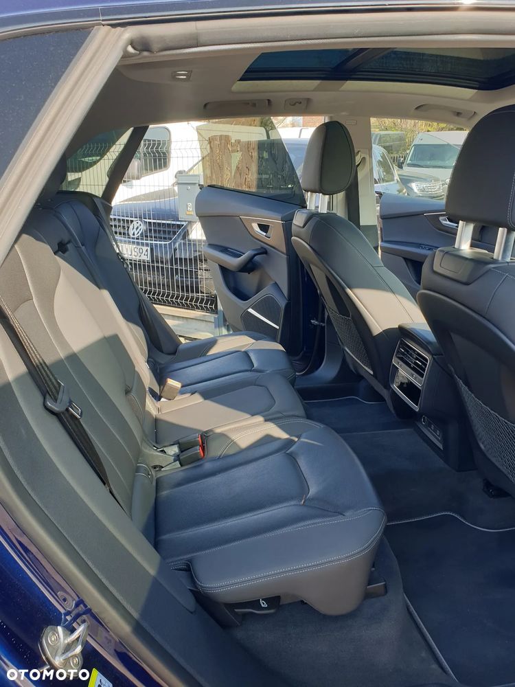 Audi Q8 SUV TFSI quattro 250 kW tiptronic - 11