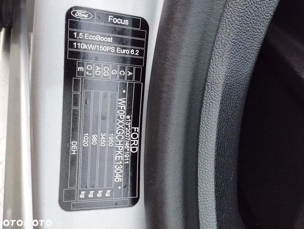 Ford Focus 1.5 EcoBoost ST-Line - 34