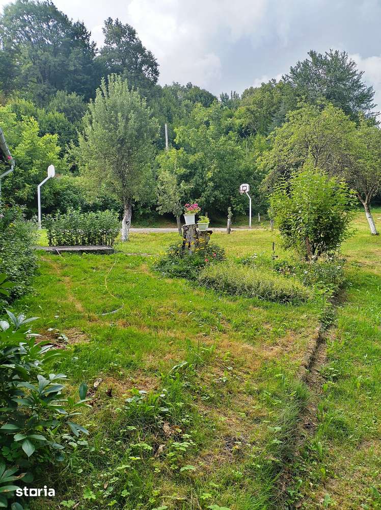 Conac de vanzare, 10 camere, sat Toaca, jud.Mures - Imagine principală: 5/11