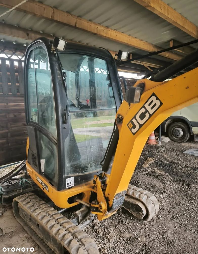 JCB 8018 - 2