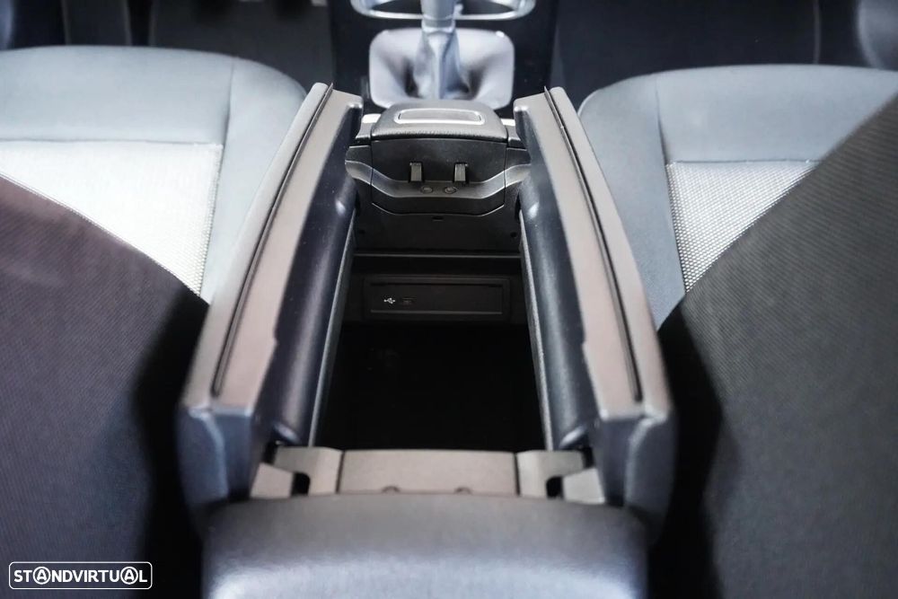 Mercedes-Benz A 180 d Business Solutions - 12