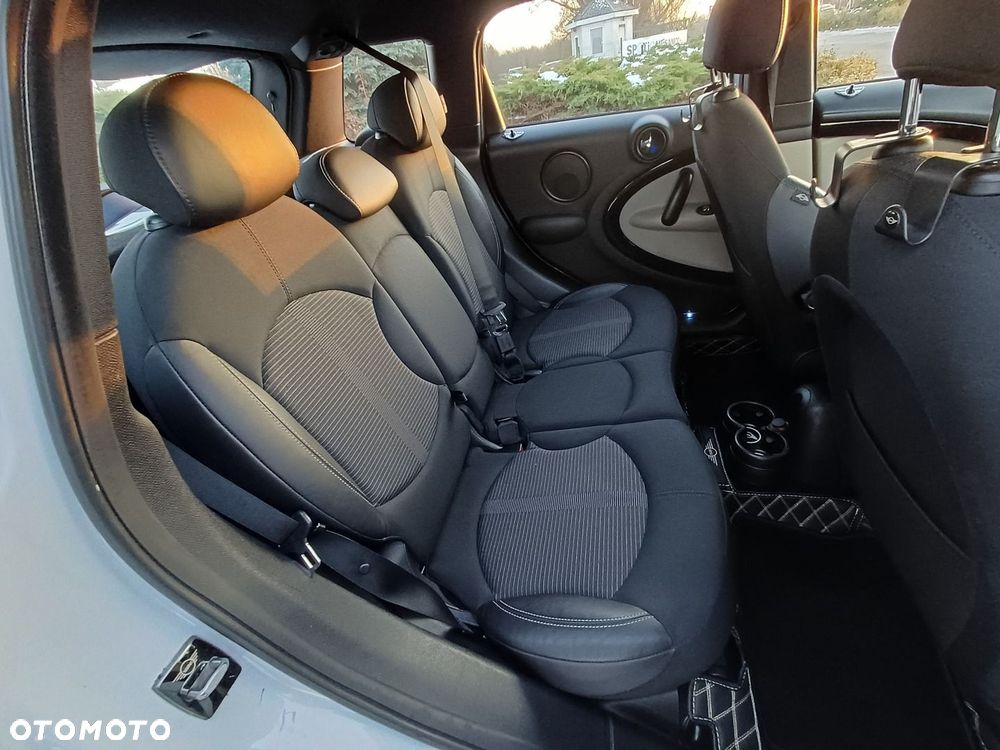 MINI Countryman - 25