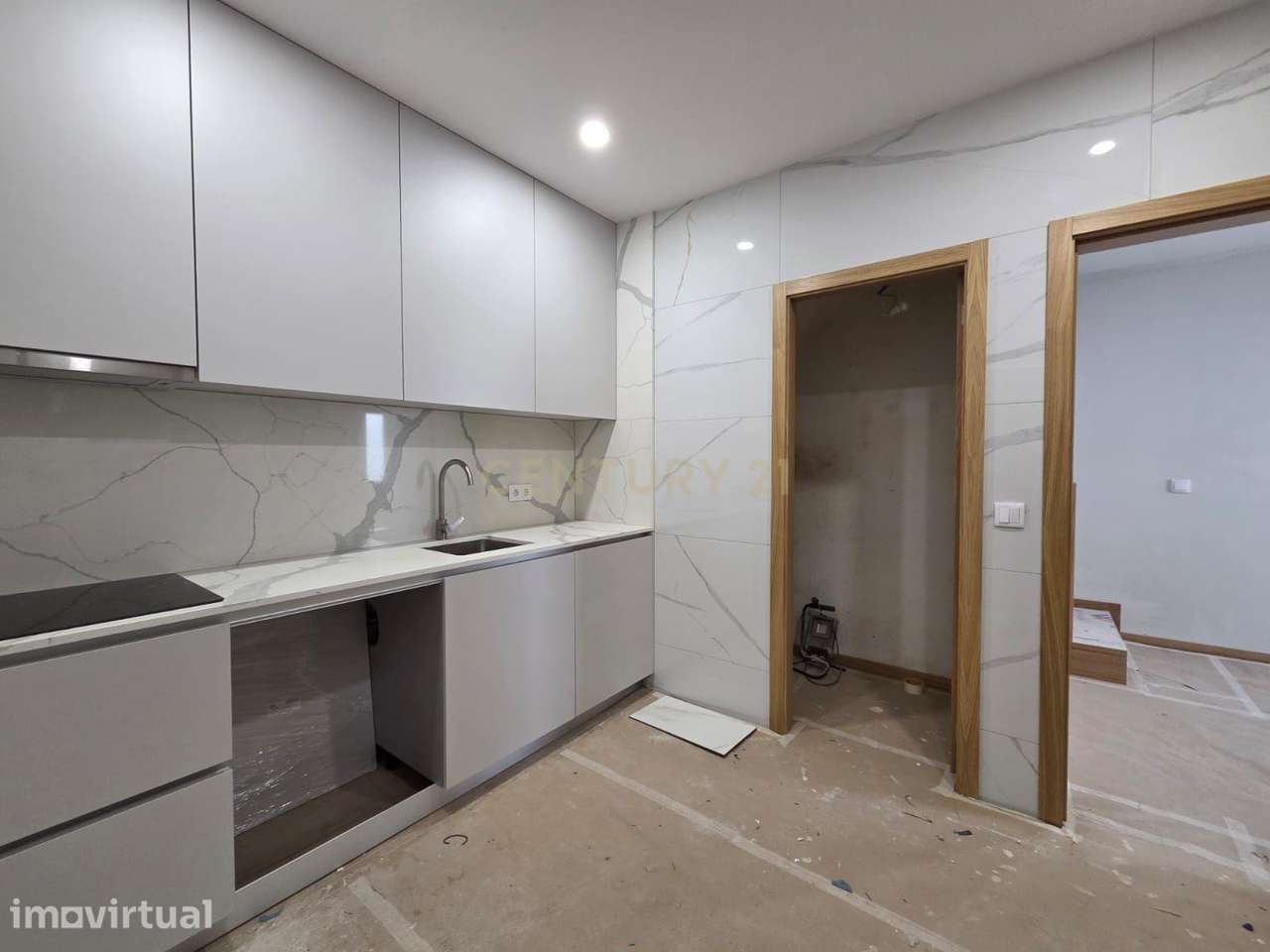 Moradia T2 Renovada em Vila do Conde Junto ao Metro - Grande imagem: 4/11