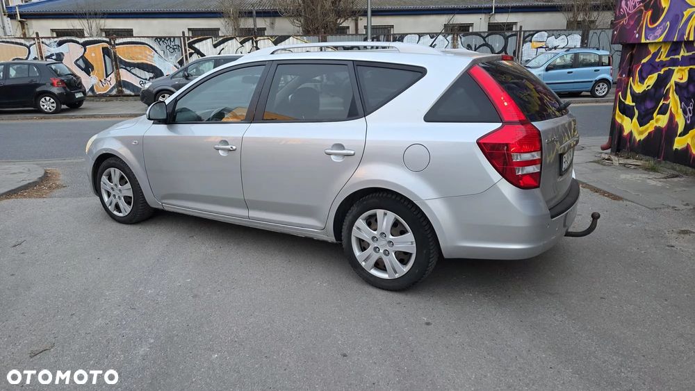 Kia Ceed 1.6 CRDi EX - 5