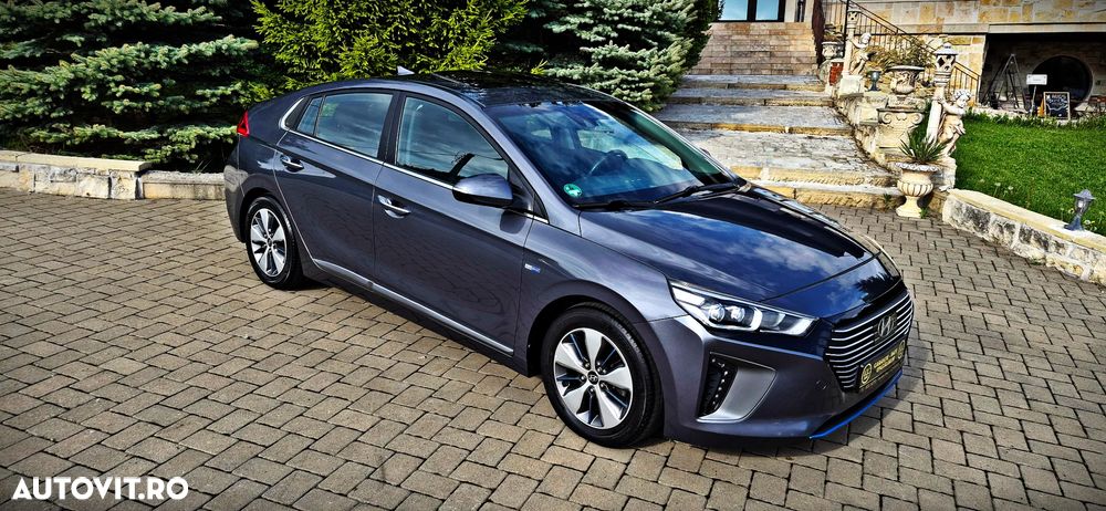 Hyundai IONIQ 1.6 GDI Premium - 27