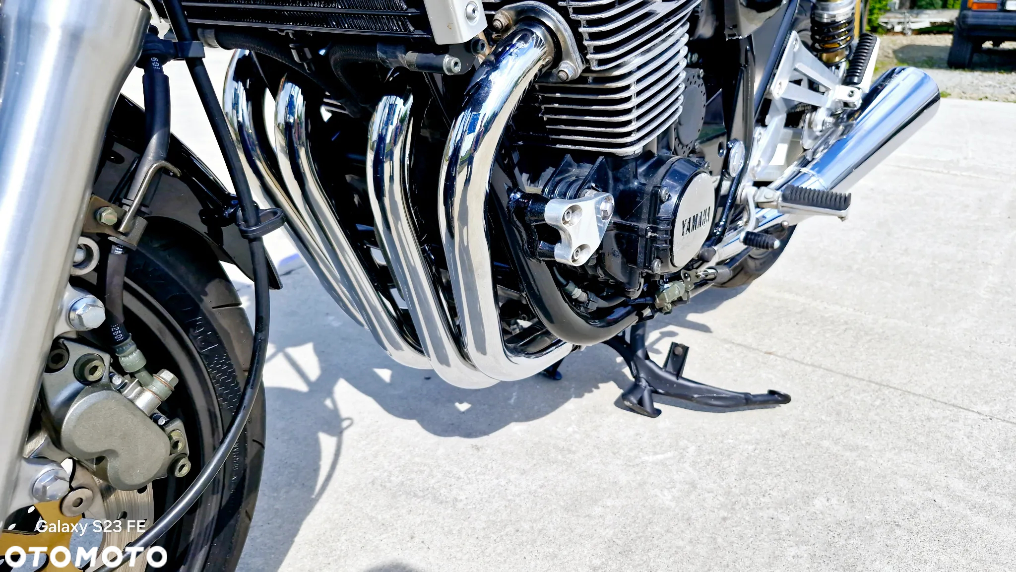 Yamaha XJR - 23