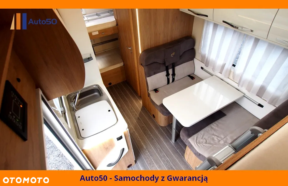Ford Caravans International Horon 71 - 25