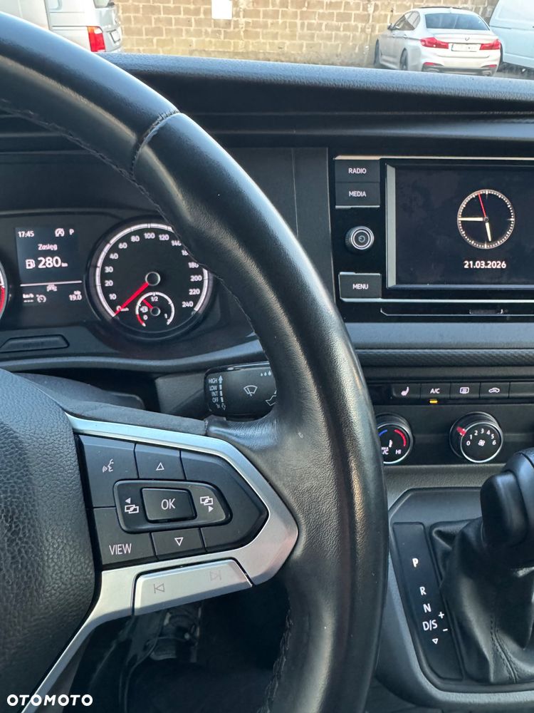 Volkswagen Transporter - 21