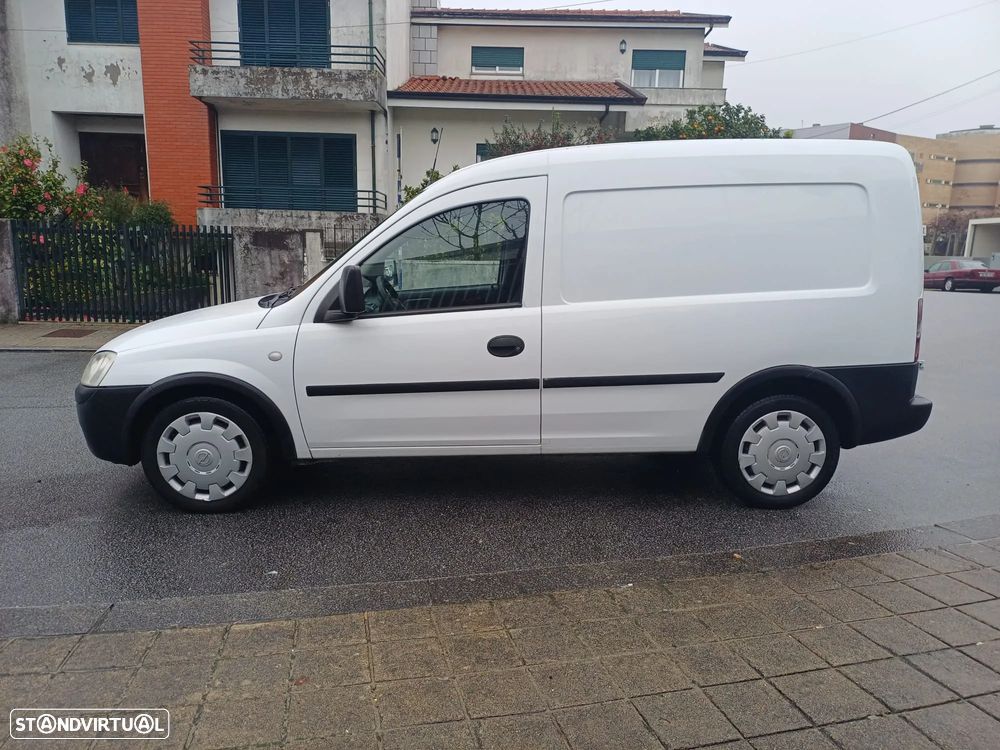 Opel COMBO 1.3 CDTI 75 CV - AR CONDICIONADO - 5