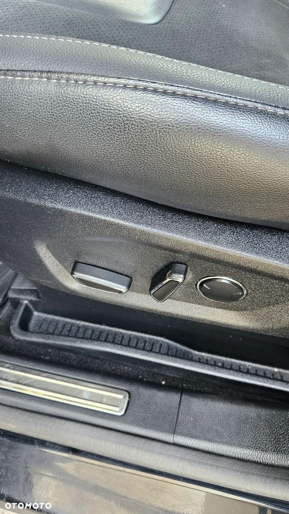 Ford S-Max 2.0 TDCi Bi-Turbo Titanium - 28