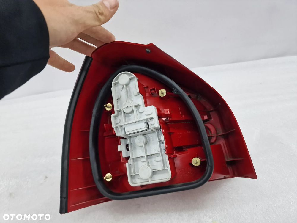 AUDI A3 8L0 96- PRAWA LAMPA TYLNA TYLNIA TYŁ , NR 8L0945096 , NR AUKCJI LMT103 - 5