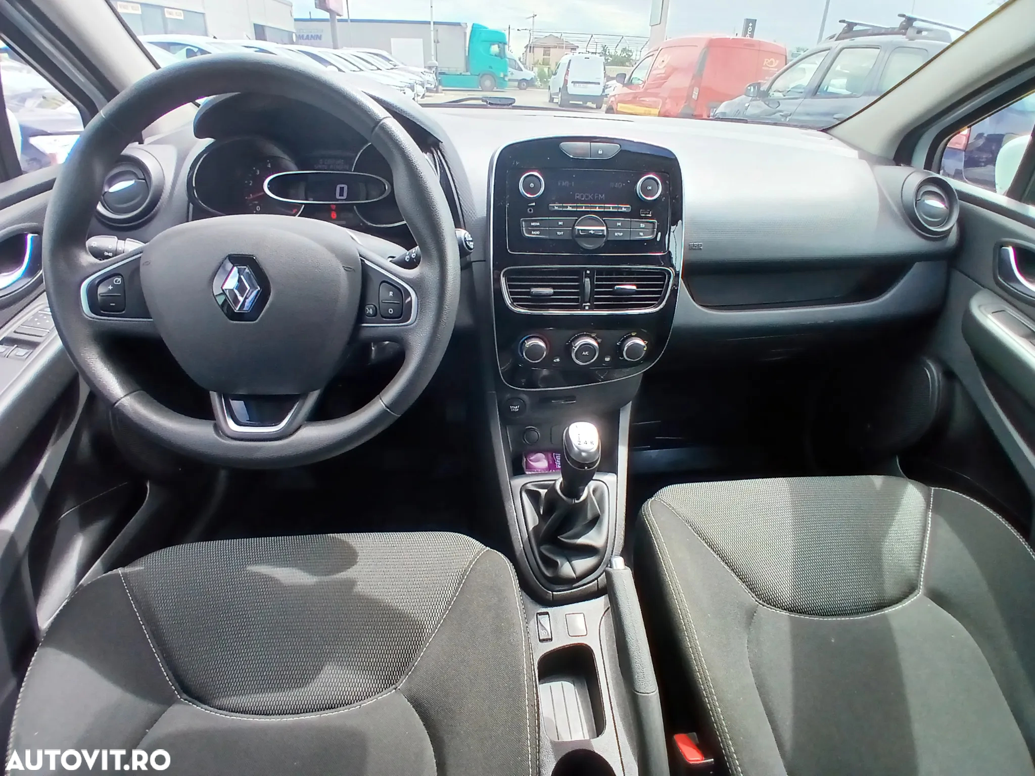 Renault Clio IV dCi Energy Life - 6