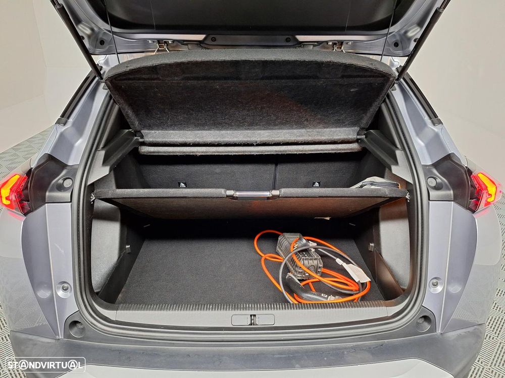 Peugeot e-2008 50 kWh Active - 8