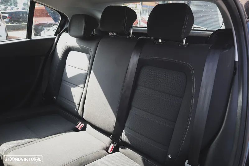 Fiat Tipo 1.3 MultiJet Life - 24