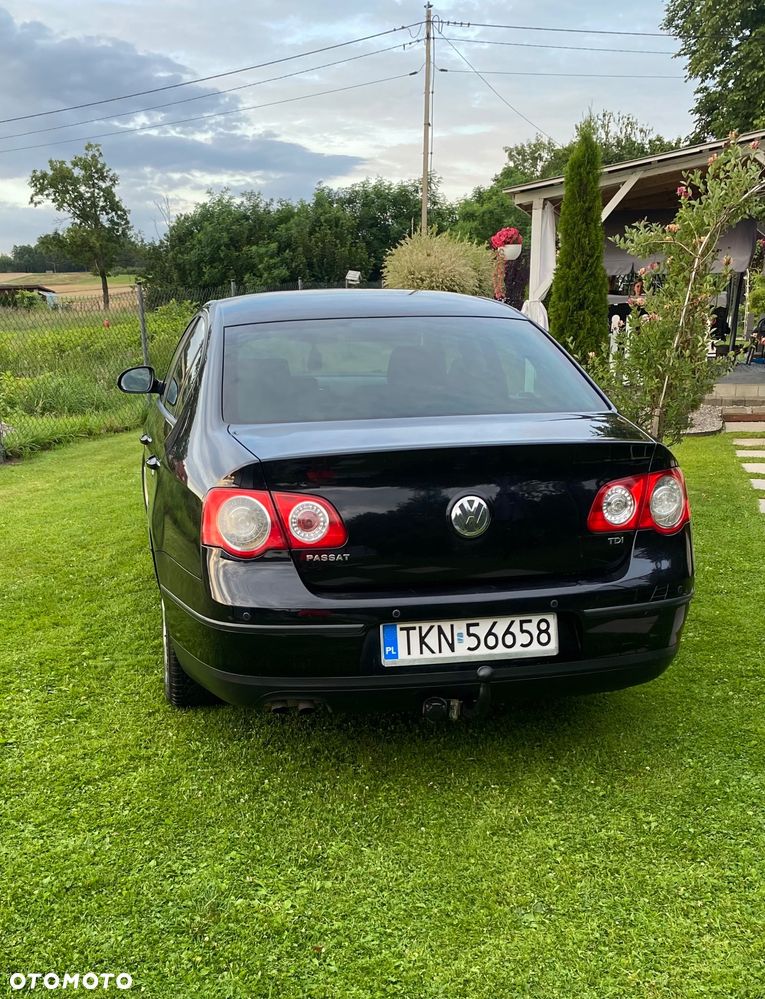 Volkswagen Passat 1.9 TDI Comfortline - 5