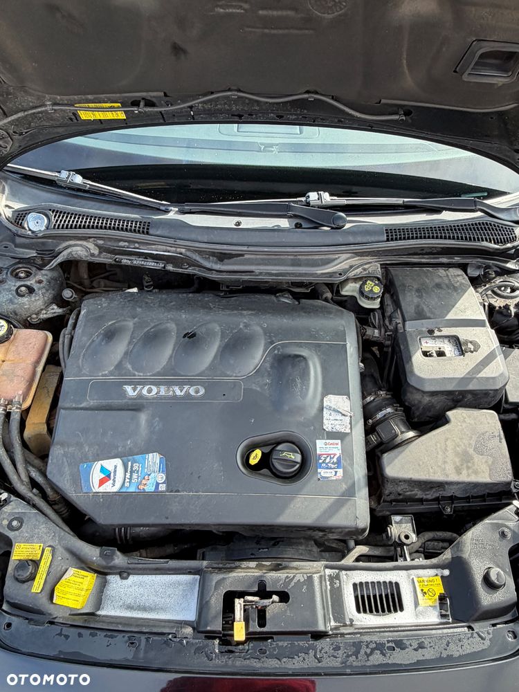 Volvo V50 - 25