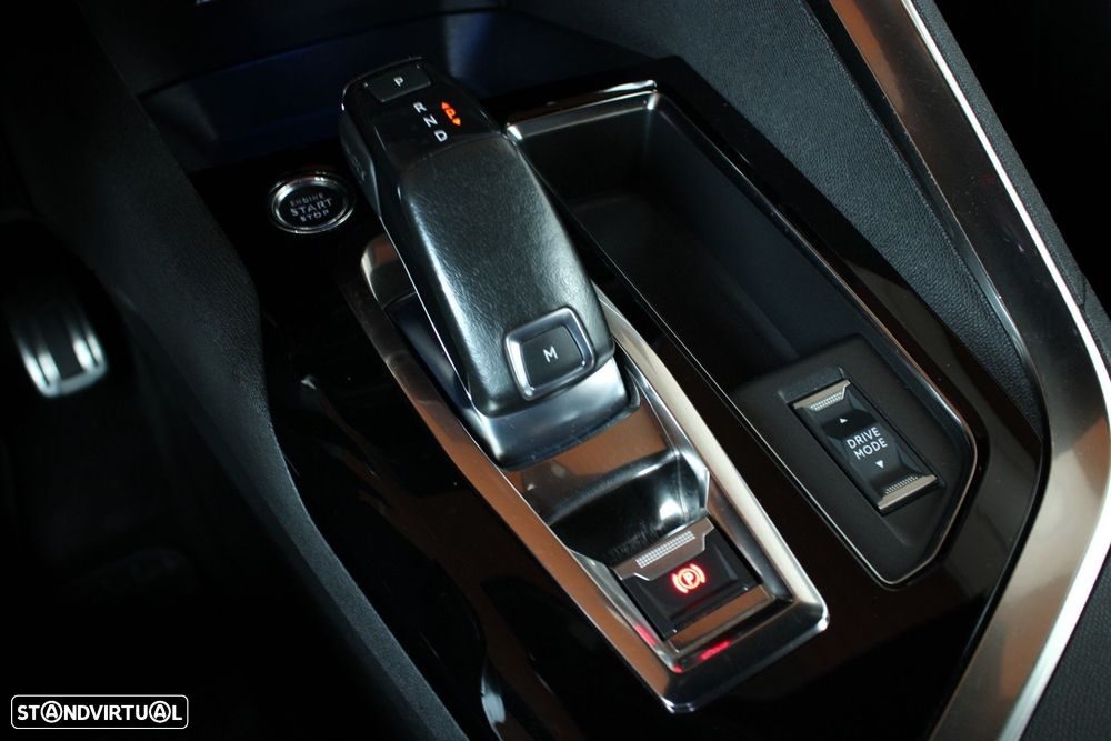 Peugeot 5008 1.5 BlueHDi GT EAT8 - 37