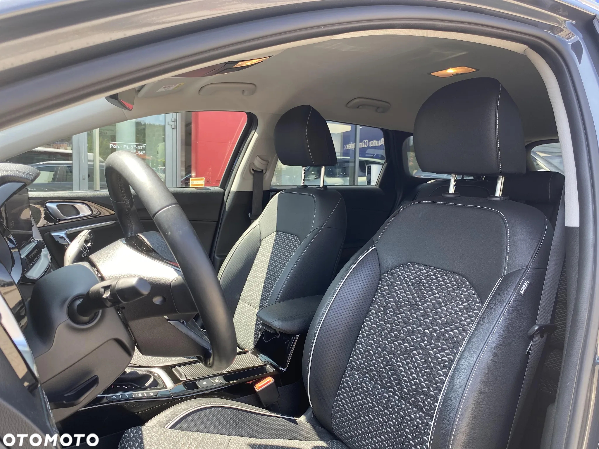 Kia Ceed 1.6 GDI PHEV Business Line DCT - 11