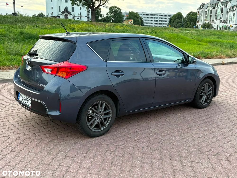Toyota Auris 1.33 VVT-i Comfort - 6