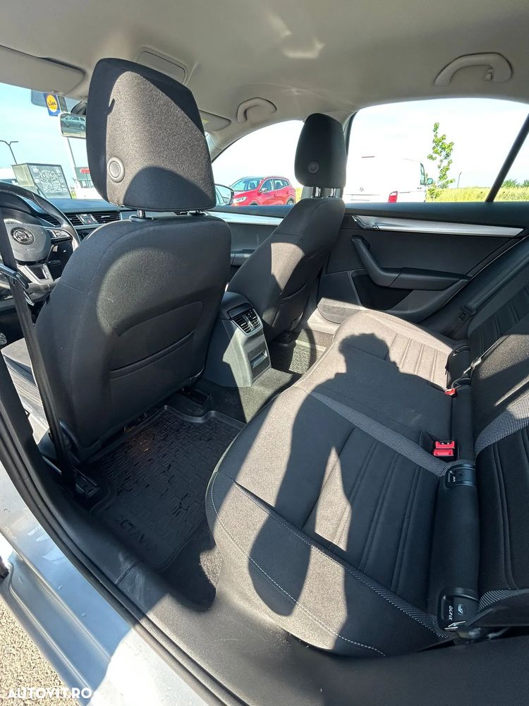 Skoda Octavia 1.6 TDI Ambition - 8