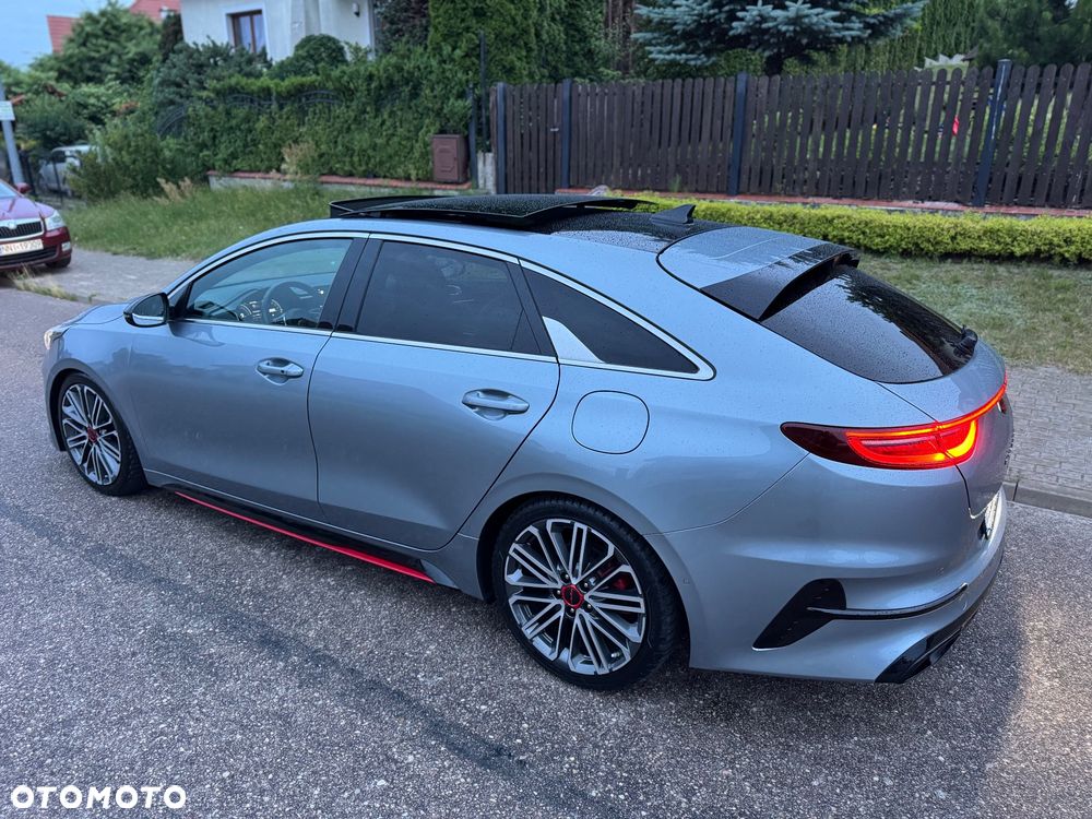Kia ProCeed 1.6 T-GDI DCT7 OPF GT - 15
