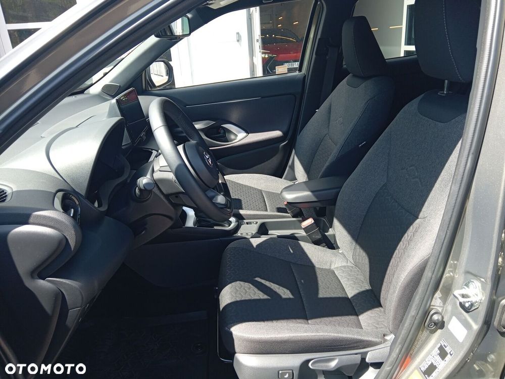 Toyota Yaris Cross - 14