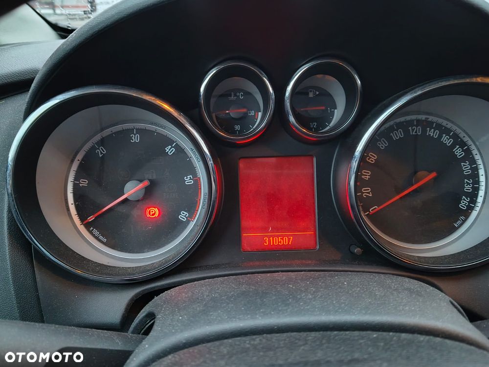 Opel Astra - 12