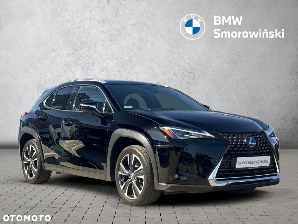 Lexus UX - 8