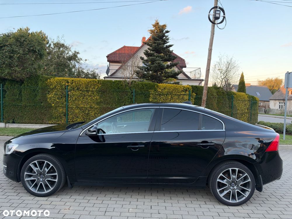 Volvo S60 D4 Momentum - 16