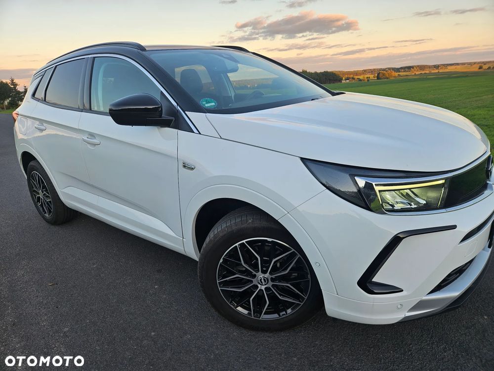 Opel Grandland X 1.2 Start/Stop Business Elegance - 6