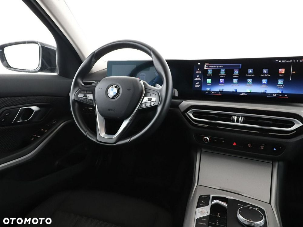BMW Seria 3 318i - 17